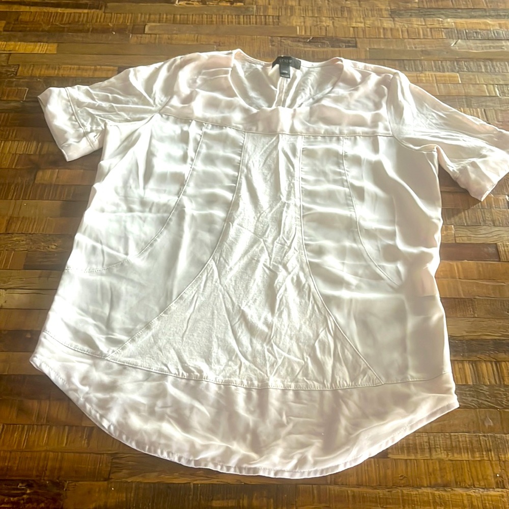 J Crew women’s upscale tee shirt